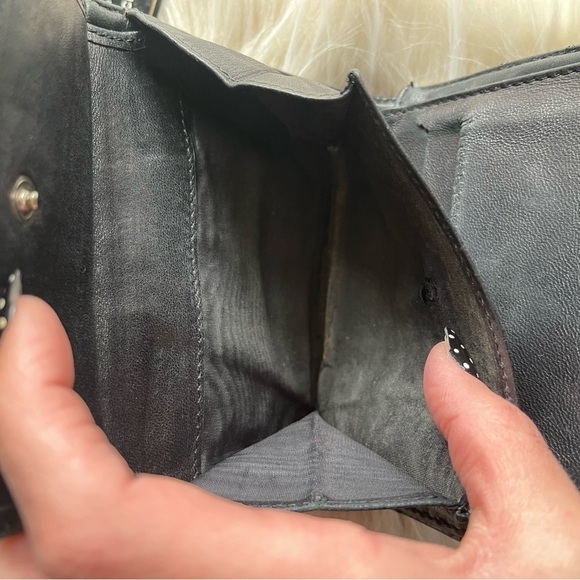 Chanel Leather Chocolate Bar Quilted Tri-Fold Wallet Black - Picture 7 of 12